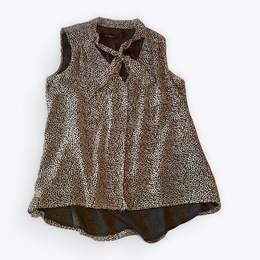 Averly Black and Cream Patterned Bow Front Sleeveless Blouse